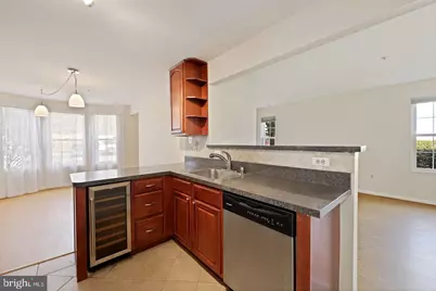 15435 Reprise Terrace, Rockville, MD 20850 - Photo 6