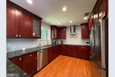 12213 Galesville Drive, Gaithersburg, MD 20878 - Photo 4
