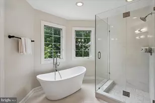 311 Watkins Cir, Rockville, MD 20850 - Photo 46