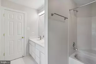 311 Watkins Cir, Rockville, MD 20850 - Photo 56