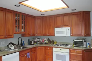 14 Cherbourg Ct, Potomac, MD 20854 - Photo 8