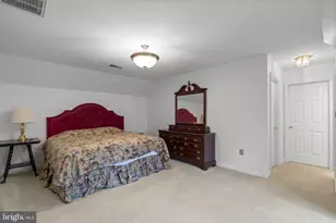 20016 Belle Chase Dr, Gaithersburg, MD 20882 - Photo 54