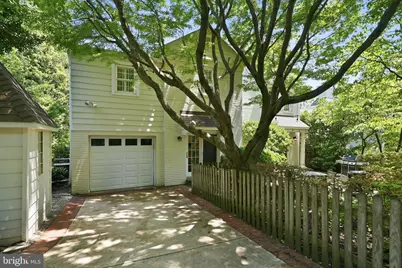 8504 Lynwood Place, Chevy Chase, MD 20815 - Photo 42