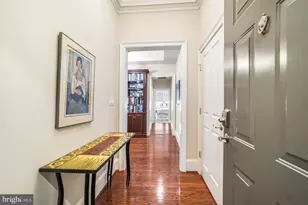10401 Strathmore Park Ct, Rockville, MD 20852 - Photo 2