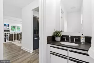 19517 White Saddle Dr, Germantown, MD 20874 - Photo 8