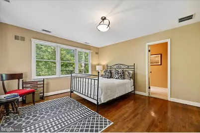 6904 Earlsgate, North Bethesda, MD 20852 - Photo 32