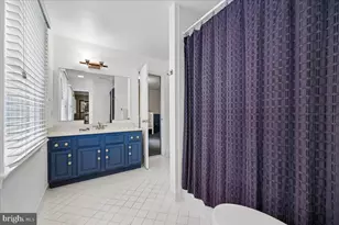 6904 Earlsgate Way, North Bethesda, MD 20852 - Photo 30