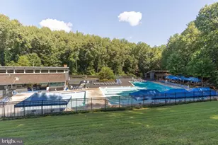 8034 Park Overlook Dr, Bethesda, MD 20817 - Photo 26