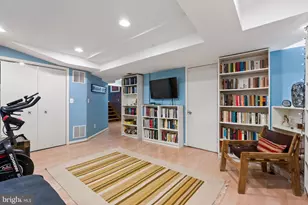 8034 Park Overlook Dr, Bethesda, MD 20817 - Photo 70
