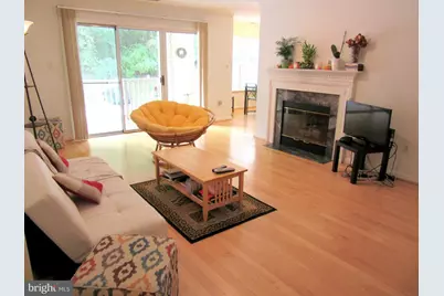 109 Timberbrook Lane #201, Gaithersburg, MD 20878 - Photo 4