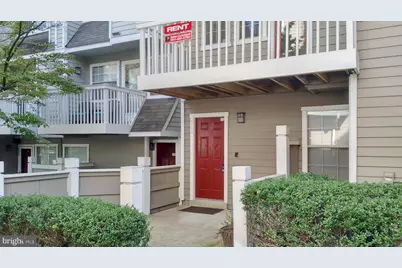 5715 Chapman Mill Drive #310, North Bethesda, MD 20852 - Photo 2