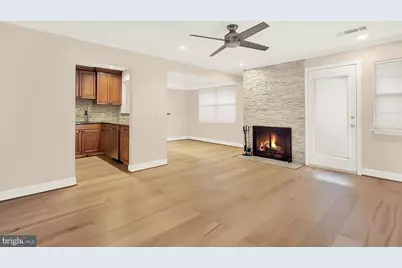 5715 Chapman Mill Drive #310, North Bethesda, MD 20852 - Photo 4