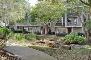 5715 Chapman Mill Dr, North Bethesda, MD 20852 - Photo 18