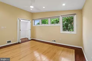3301 Shirley Ln, Chevy Chase, MD 20815 - Photo 20