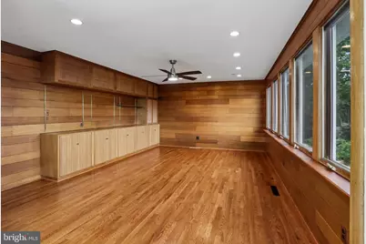3301 Shirley Ln, Chevy Chase, MD 20815 - Photo 18
