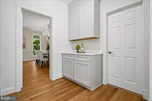 9455 Newbridge Dr, Potomac, MD 20854 - Photo 14