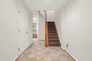 2807 Cornet Ct, Silver Spring, MD 20904 - Photo 2