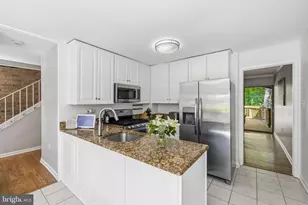 8029 Inverness Ridge Rd, Potomac, MD 20854 - Photo 14