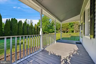 22165 Big Woods Rd, Dickerson, MD 20842 - Photo 12