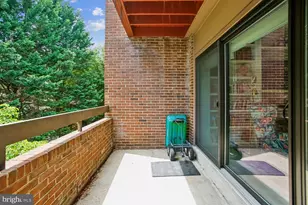 5229 King Charles Way, Bethesda, MD 20814 - Photo 12