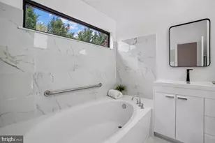 5229 King Charles Way, Bethesda, MD 20814 - Photo 18