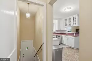 5803 Cleves Ln, Bethesda, MD 20816 - Photo 18