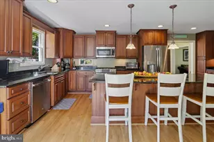 9 Kings Valley Ct, Damascus, MD 20872 - Photo 12