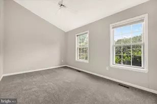20477 Summersong Ln, Germantown, MD 20874 - Photo 16