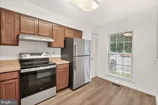 20477 Summersong Ln, Germantown, MD 20874 - Photo 4