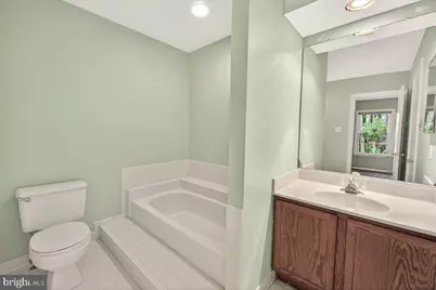 20477 Summersong Lane, Germantown, MD 20874 - Photo 16