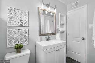 1302 Coral Sea Dr, Rockville, MD 20851 - Photo 16