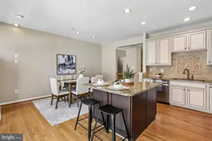708 Market St E, Gaithersburg, MD 20878 - Photo 14
