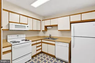 3310 N Leisure World Blvd, Silver Spring, MD 20906 - Photo 6