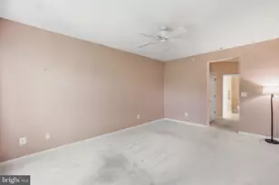 311 High Gables Dr, Gaithersburg, MD 20878 - Photo 16