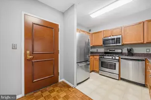 7111 Woodmont Ave, Bethesda, MD 20815 - Photo 6