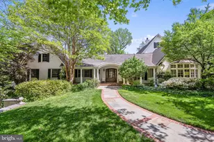 9541 E Bexhill Dr, Kensington, MD 20895 - Photo 2