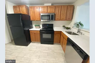 13433 Whitechurch Circle, Germantown, MD 20874 - Photo 2