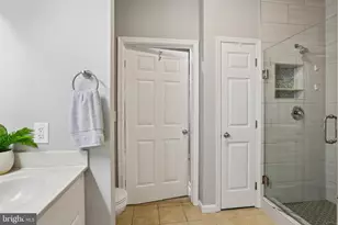 31 Booth St, Gaithersburg, MD 20878 - Photo 18
