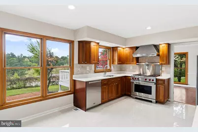 10 Dellcastle Court, Gaithersburg, MD 20886 - Photo 12