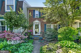 20412 Afternoon Ln, Germantown, MD 20874 - Photo 2
