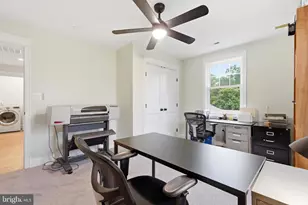 1227 Clagett Dr, Rockville, MD 20851 - Photo 30