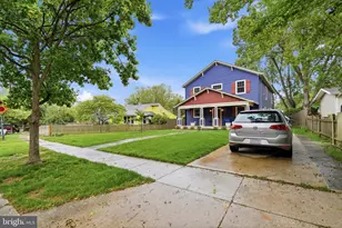 1227 Clagett Dr, Rockville, MD 20851 - Photo 4