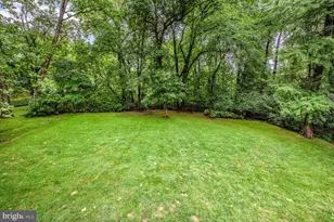 5 Persimmon Ct, Bethesda, MD 20817 - Photo 38