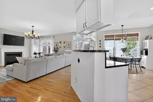 21104 Hickory Forest Way, Germantown, MD 20876 - Photo 10
