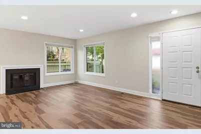 20 Lea Pond, Montgomery Village, MD 20886 - Photo 2