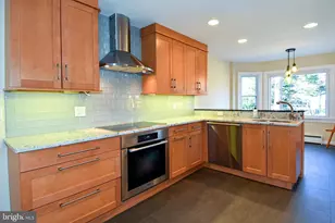 6305 Lenox Rd, Bethesda, MD 20817 - Photo 18