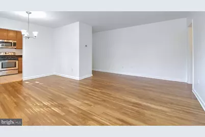 10412 Montrose Avenue #204, Bethesda, MD 20814 - Photo 4