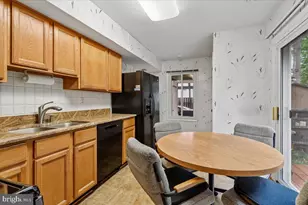 18705 Heritage Hills Dr, Brookeville, MD 20833 - Photo 12