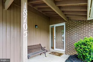 18705 Heritage Hills Dr, Brookeville, MD 20833 - Photo 4