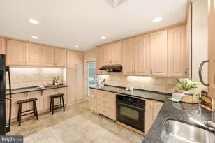 2508 Redmiles Dr, Silver Spring, MD 20905 - Photo 10